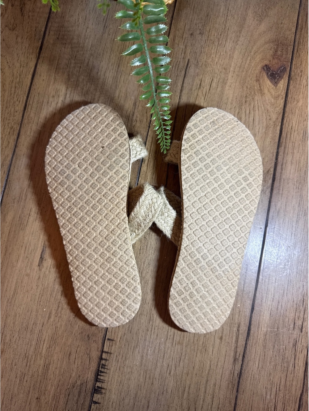 No-Name Women’s Woven Slide Sandals Size 8 Beige Natural Summer Slip-On - Picture 3 of 3